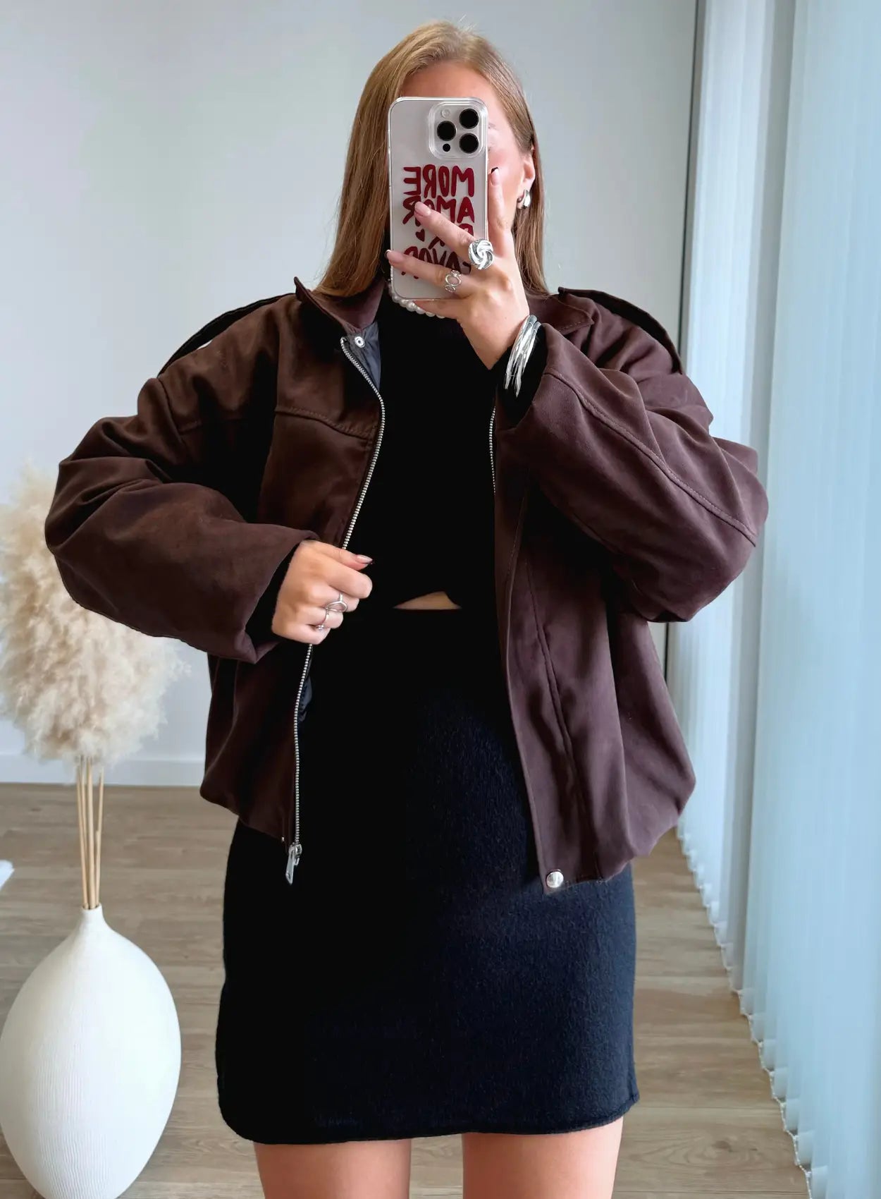 veste-bomber-de-grossesse-en-daim-marron