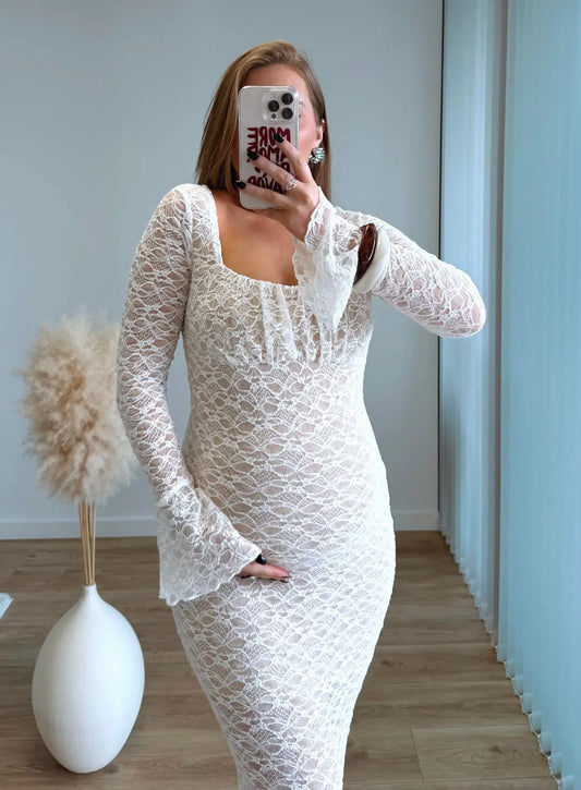 Robe-longue-de-grossesse-en-dentelle-écru