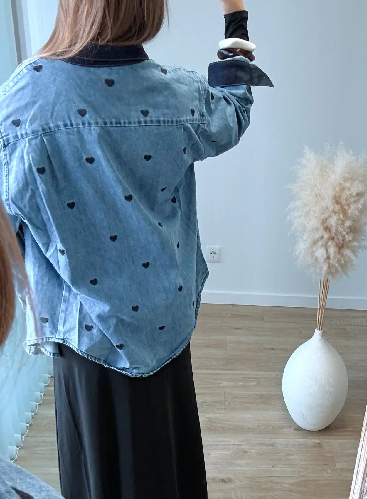 Chemise-de-grossesse-en-jean-brut-petits-coeurs