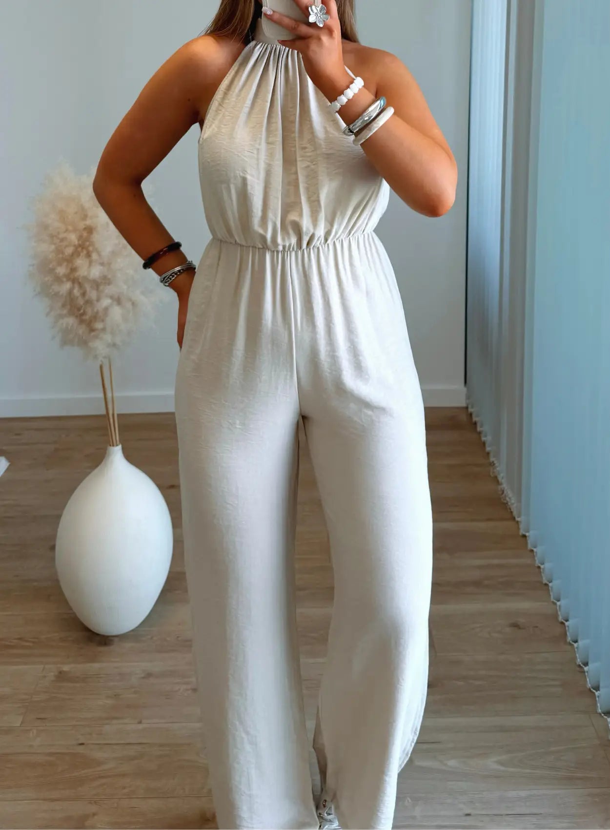 combinaison-fluide-et-légere-en-lin-pour-femmes-beige