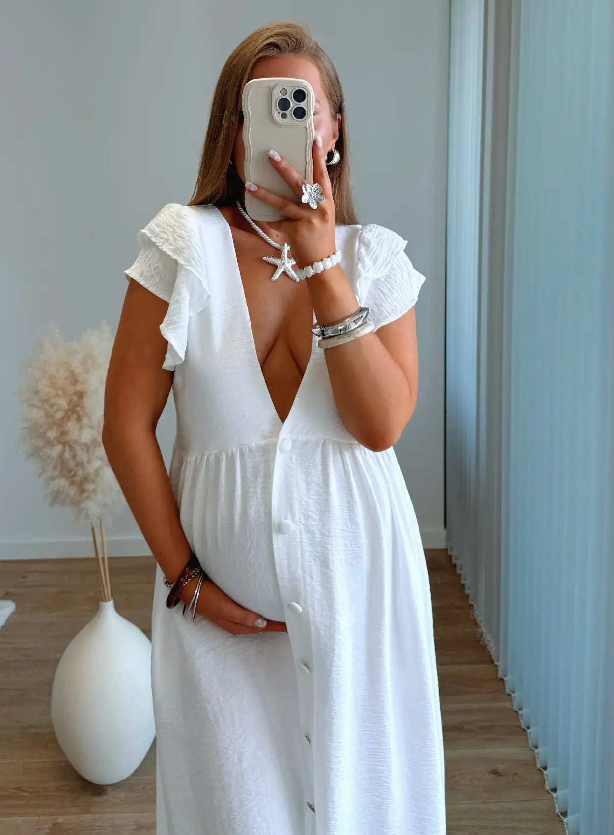 robe-longue-de-grossesse-en-lin-blanche-double-côtés