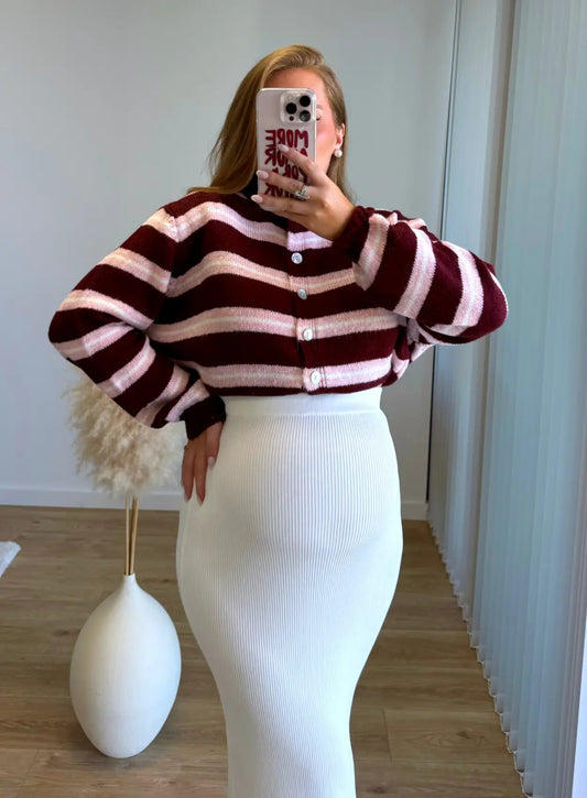 Jupe-de-grossesse-en-maille-blanche