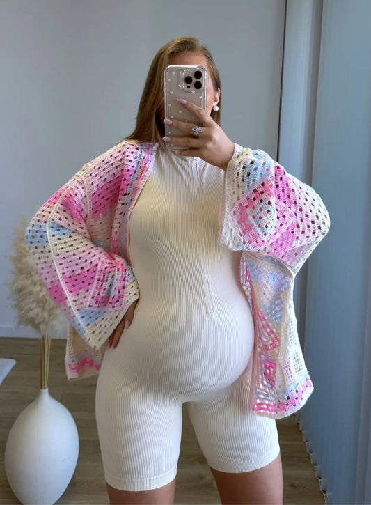 Gilet-de-grossesse-ajouré-en-crochet-multicolore