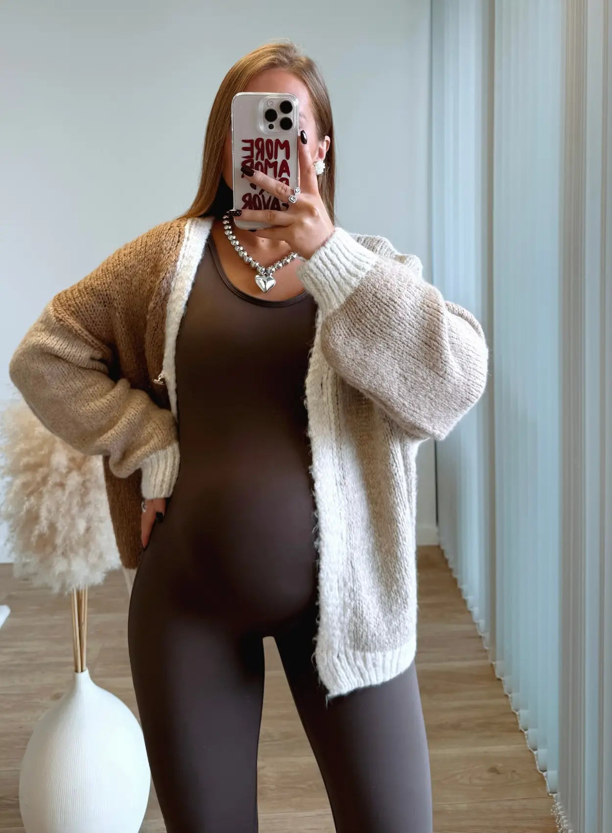 Gilet-de-grossesse-douceur-extrême-bicolore-beige