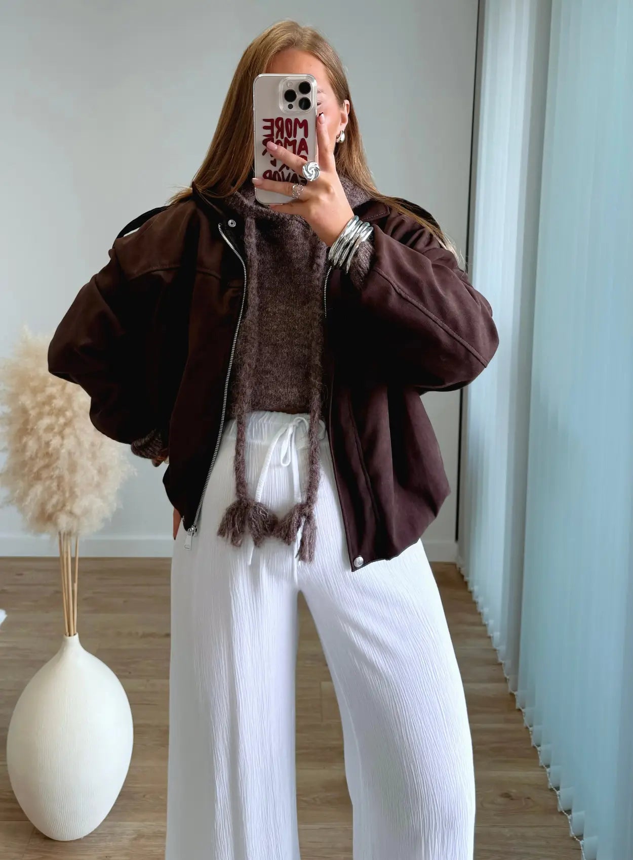 veste-bomber-de-grossesse-en-daim-marron