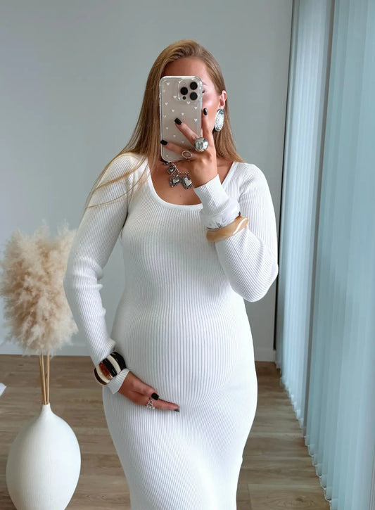 robe-longue-de-grossesse-côtelée-blanche