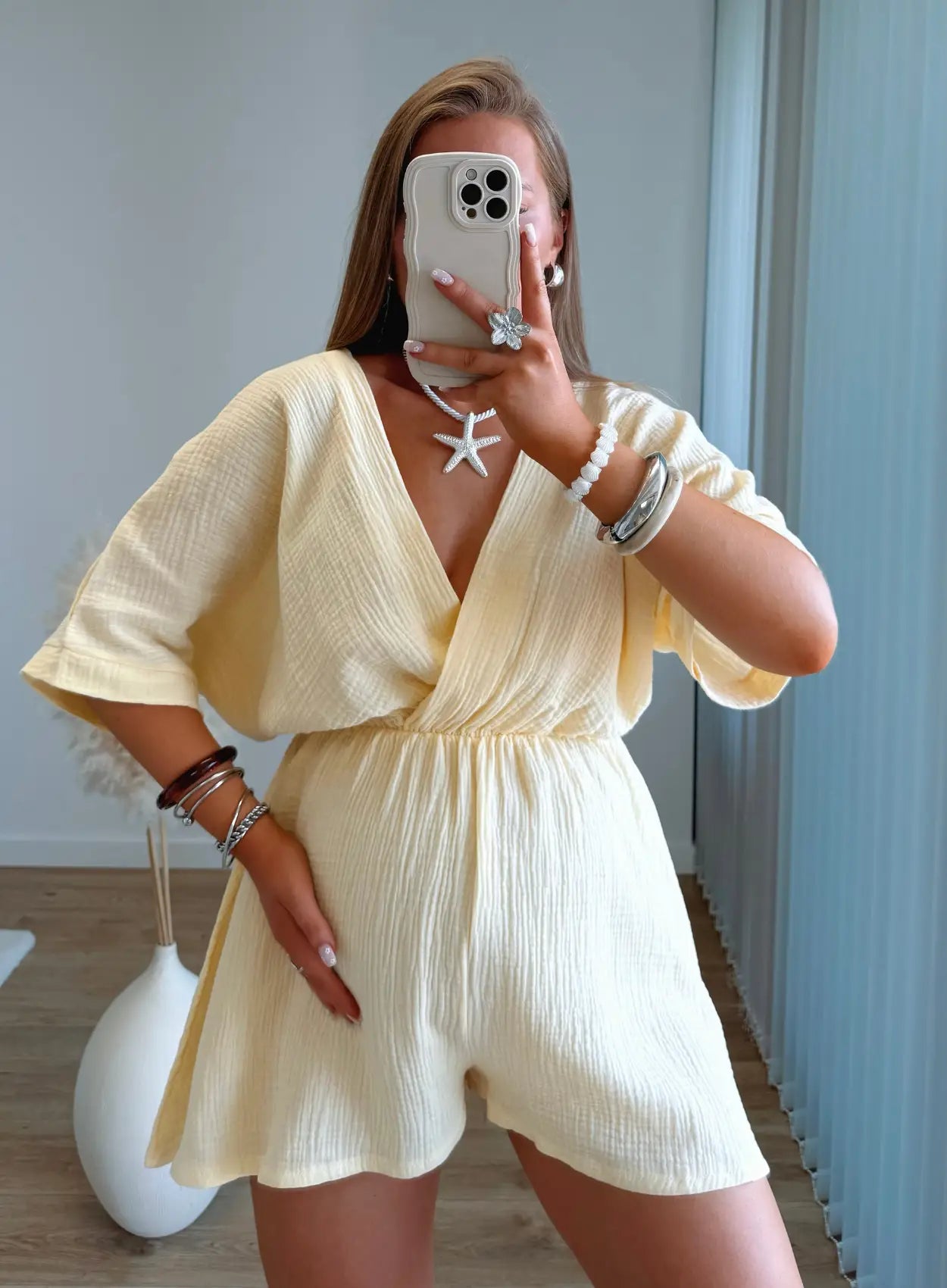combishort-de-grossesse-en-gaze-de-coton-jaune-beurre