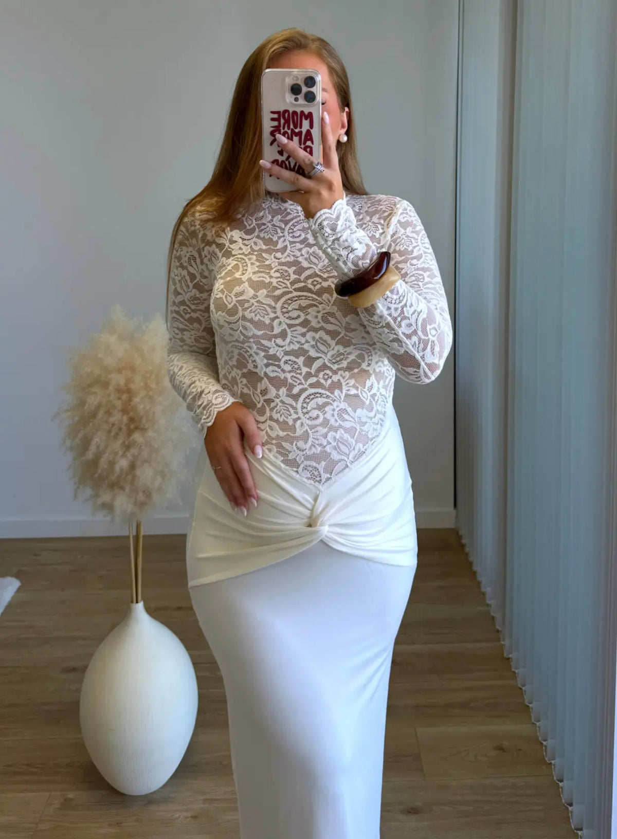 Robe-longue-de-grossesse-bi-matière-avec-dentelle-écru