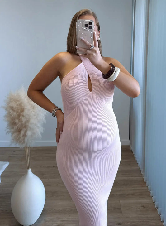 Robe-longue-de-grossesse-et-allaitement-côtelée-rose-pastel