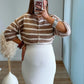 pull-gilet-de-grossesse-en-maille-rayé-blanc-et-beige