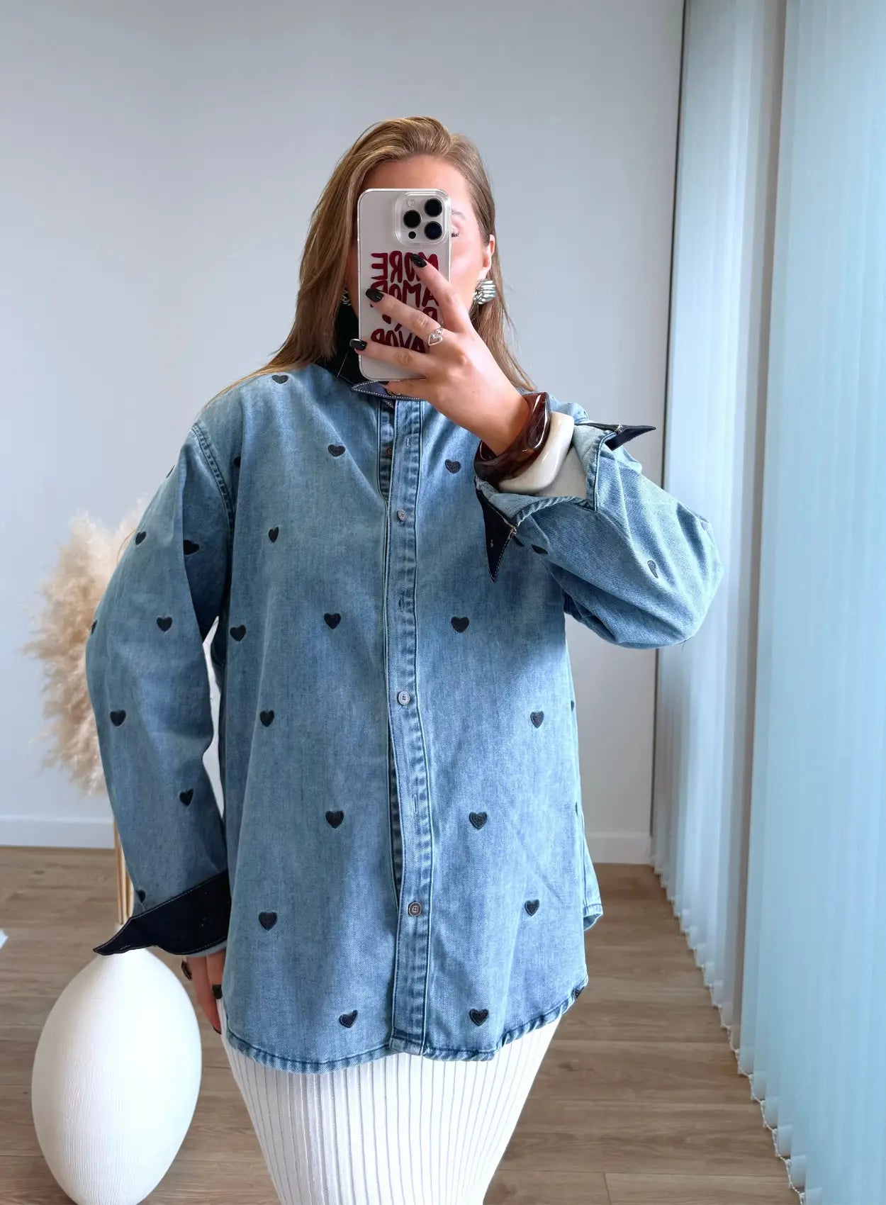 Chemise-de-grossesse-en-jean-brut-petits-coeurs