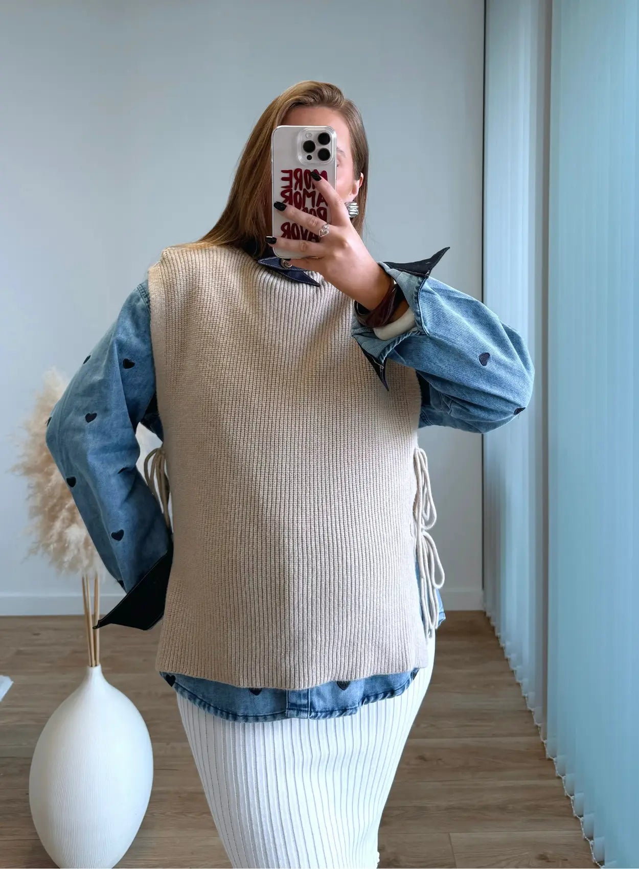 Pull-de-grossesse-tout-doux-sans-manches