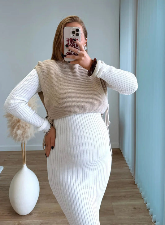 Pull-de-grossesse-tout-doux-sans-manches