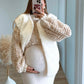 Pull-de-grossesse-en-maille-épaisse-beige