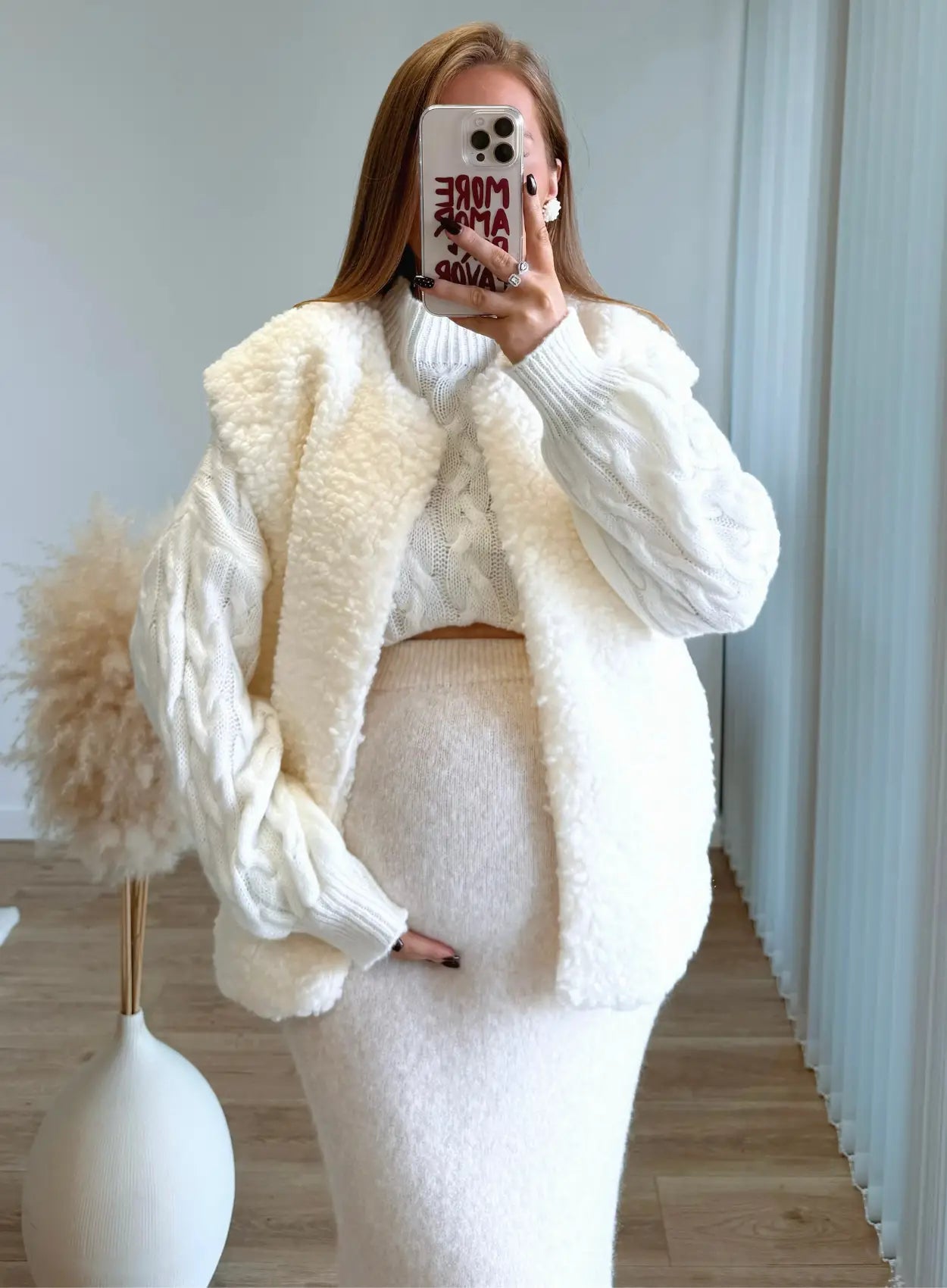 Jupe-de-grossesse-en-maille-beige