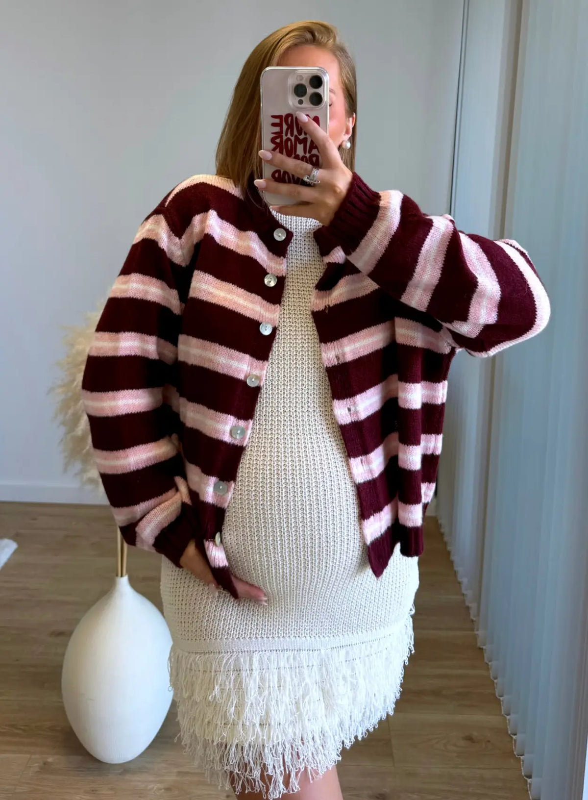 Gilet-de-grossesse-douceur-extrême-à-rayures-bordeaux-rose