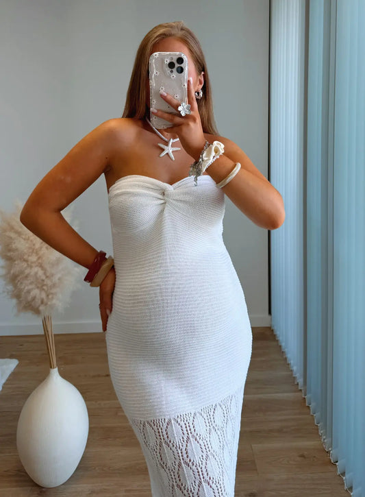robe-bustier-longue-de-grossesse-en-maille-blanche-et-dentelle