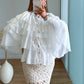 blouse-de-grossesse-et-allaitement-à-volants-blanche-à-nouer-sur-le-devant