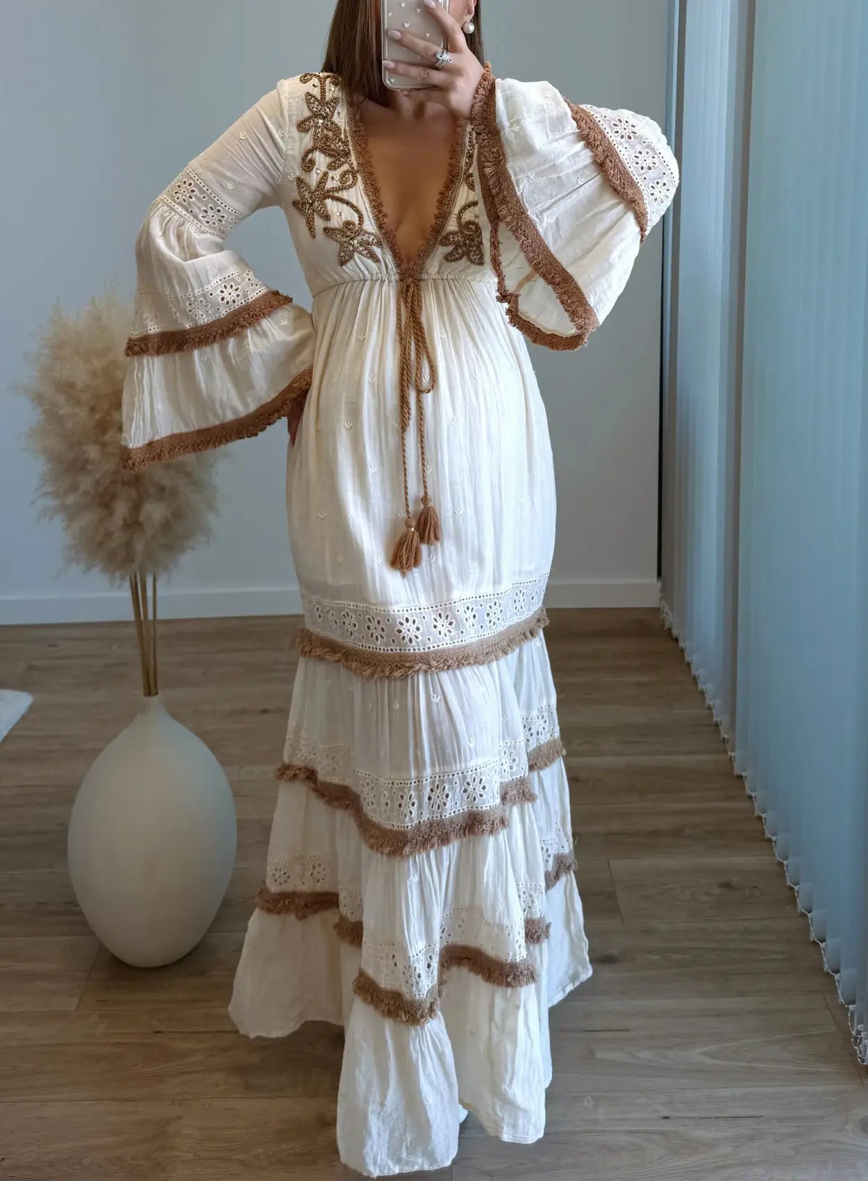 Robe-longue-de-grossesse-bohème-beige-et-marron