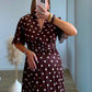 robe-longue-de-grossesse-marron-à-pois-blanc