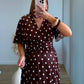 robe-longue-de-grossesse-marron-à-pois-blanc