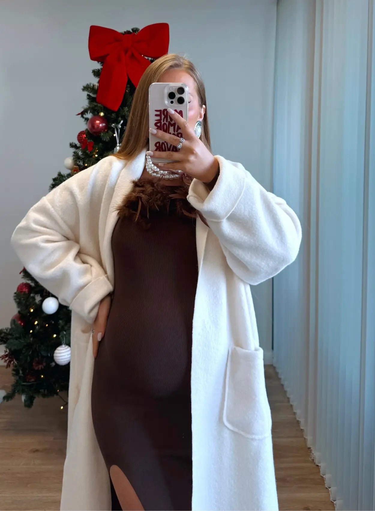 Manteau-de-grossesse-blanc-crème-en-maille