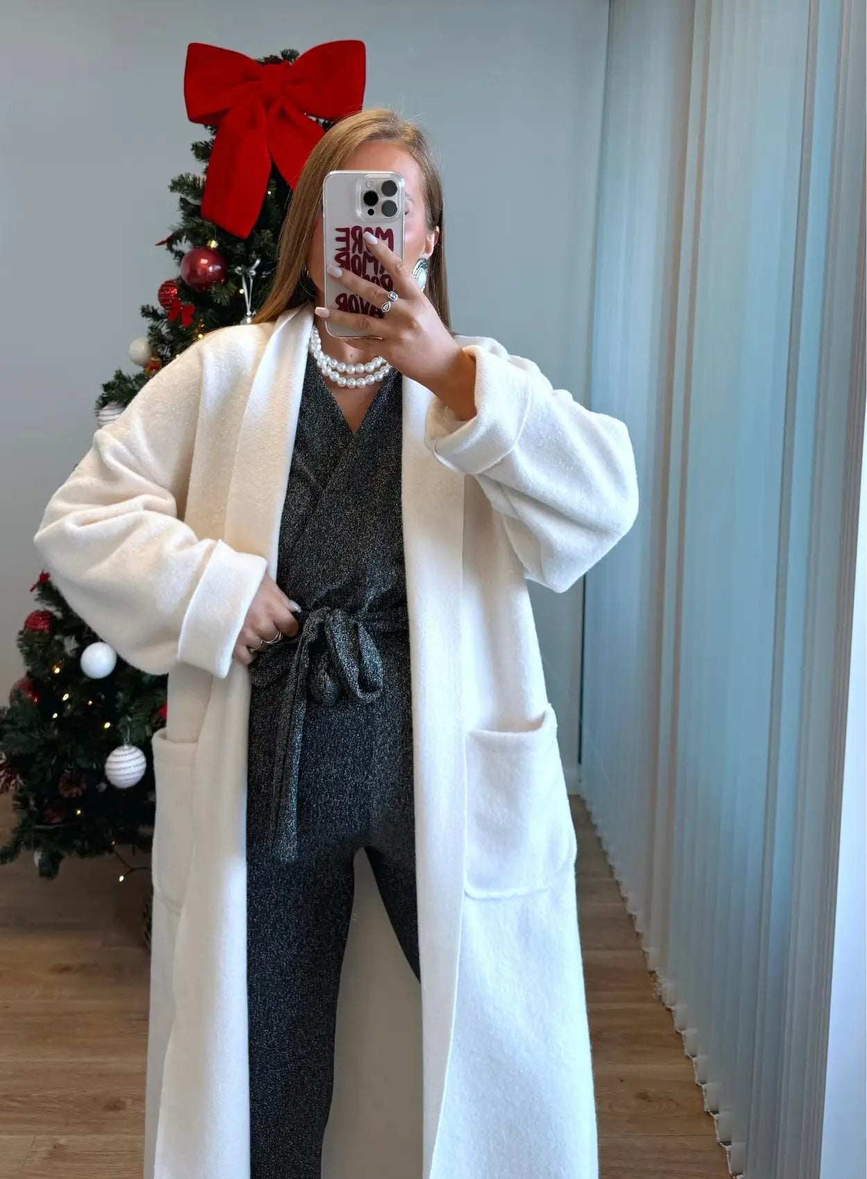 Manteau-de-grossesse-blanc-crème-en-maille