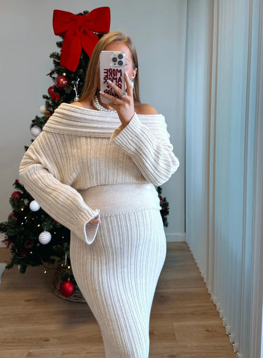 Ensemble-de-grossesse-en-maille-beige