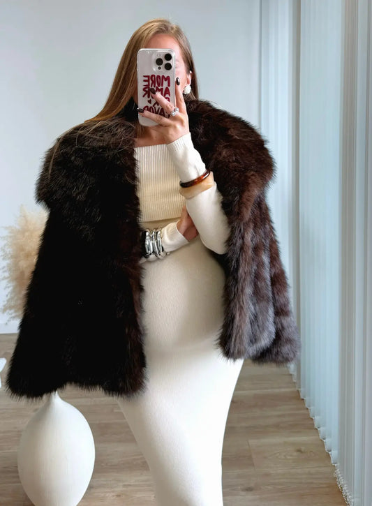 Manteau-de-grossesse-en-fausse-fourrure-marron