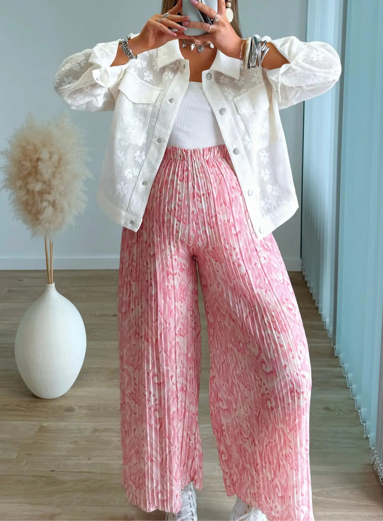 pantalon-de-grossesse-plissé-à-motifs-rose