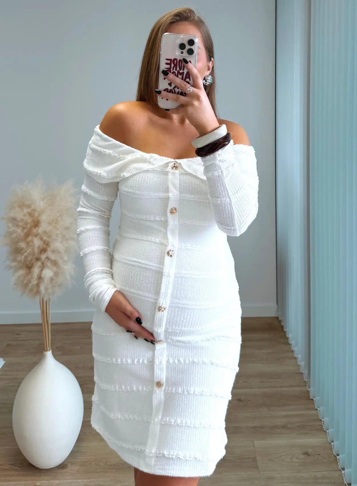 Robe-courte-de-grossesse-blanche-côtelée