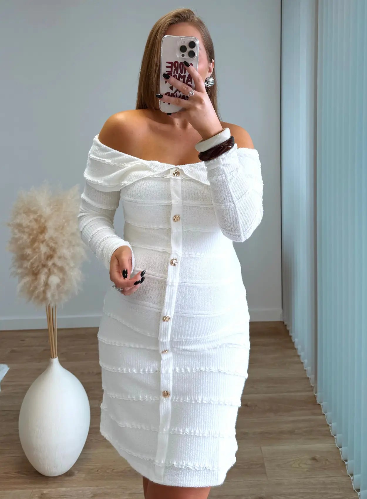 Robe-courte-de-grossesse-blanche-côtelée