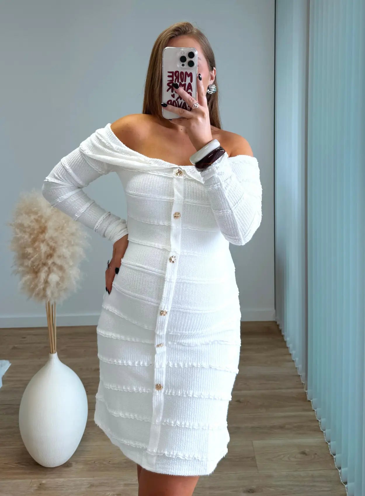 Robe-courte-de-grossesse-blanche-côtelée