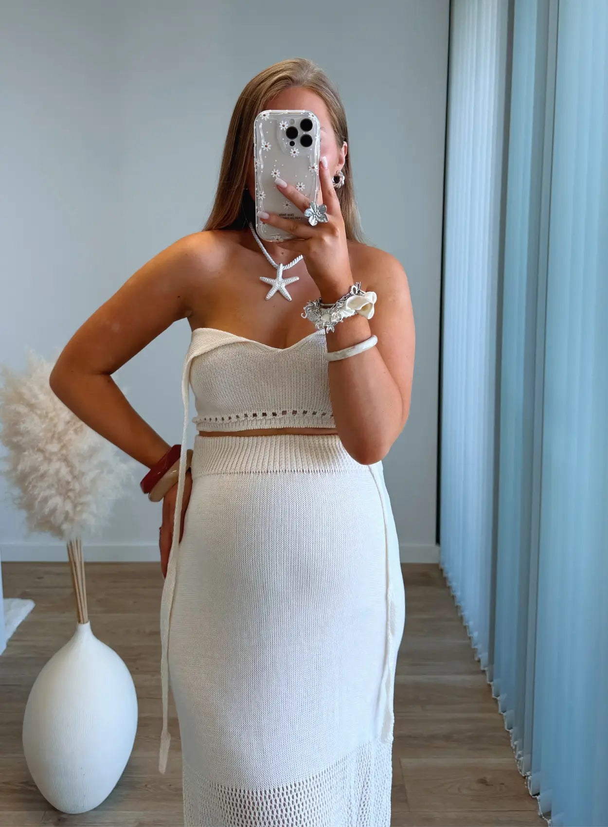 ensemble-de-grossesse-top-et-jupe-en-maille-beige