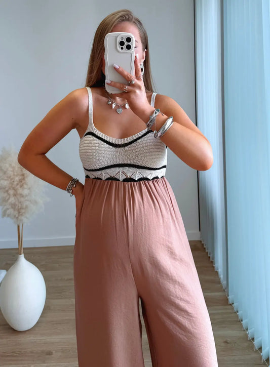 combinaison-de-grossesse-en-lin-taupe-et-crochet