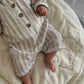 vetement-bebe-ensemble-à-rayures-beige-pour-bébé