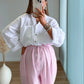 pantalon-de-grossesse-en-lin-à-rayures-roses-et-blanches