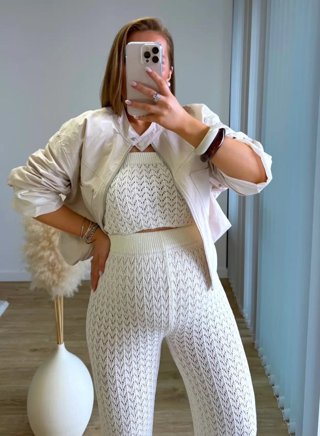 Top-bustier-de-grossesse-en-crochet-crème 
