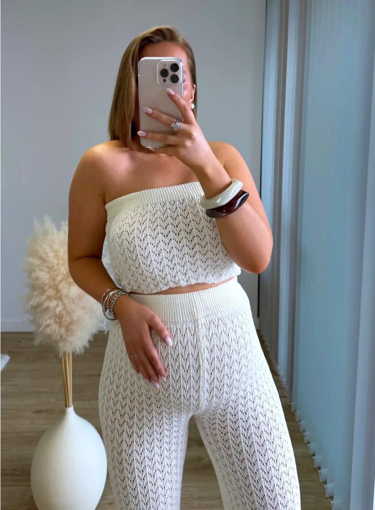 Top-bustier-de-grossesse-en-crochet-crème 