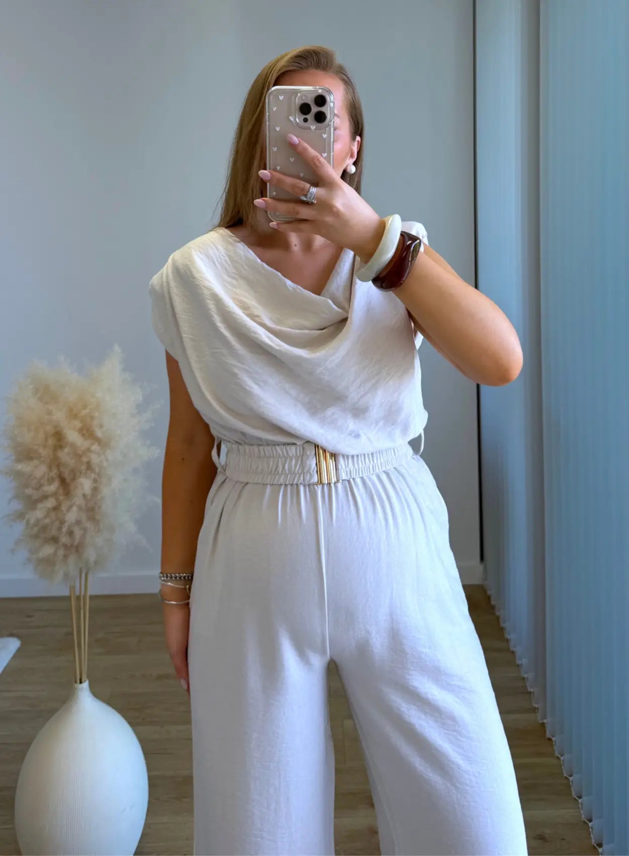 Combinaison-de-grossesse-en-lin-beige