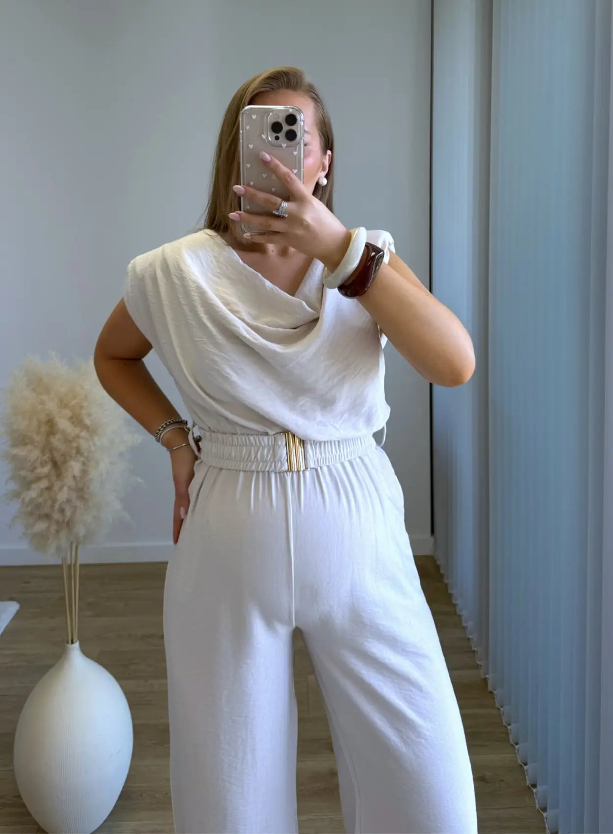 Combinaison-de-grossesse-en-lin-beige