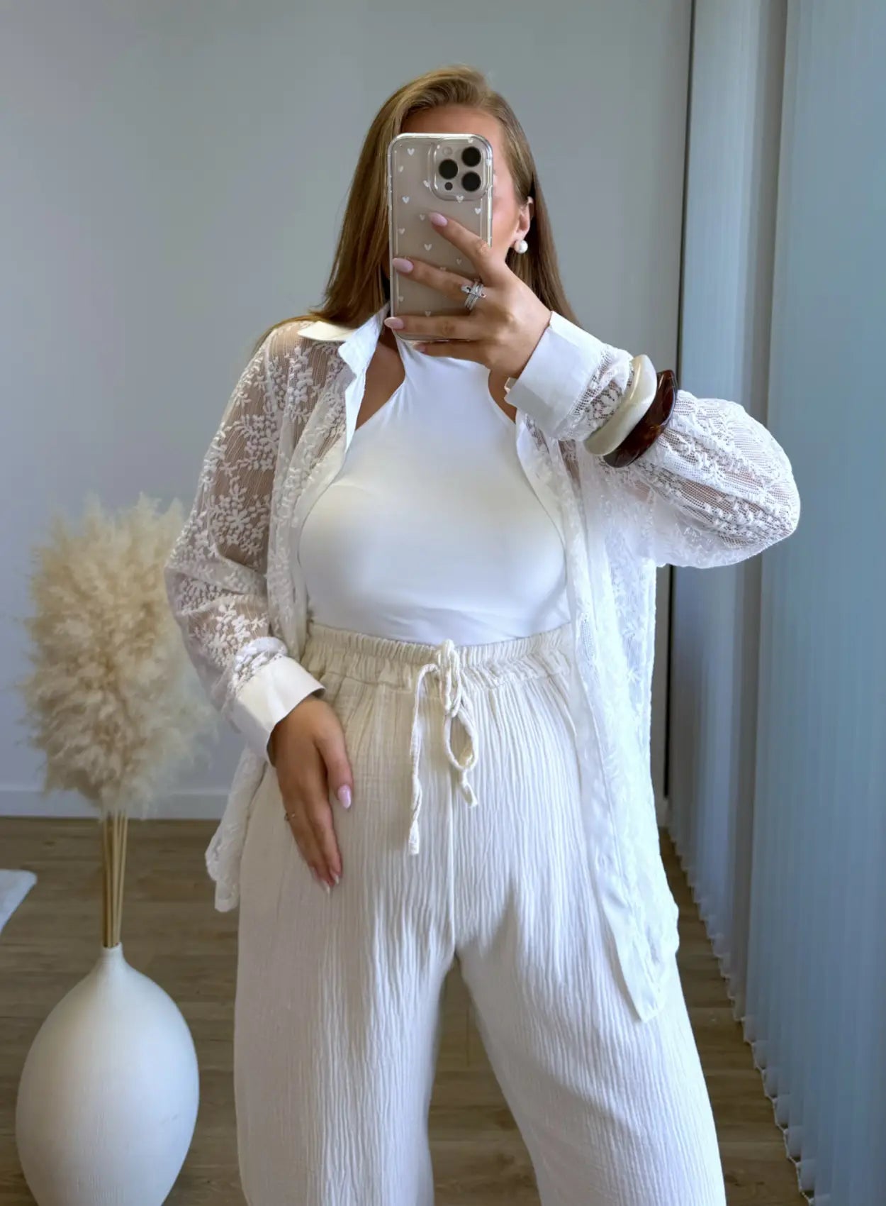 Pantalon-de-grossesse-beige-en-gaze-de-coton