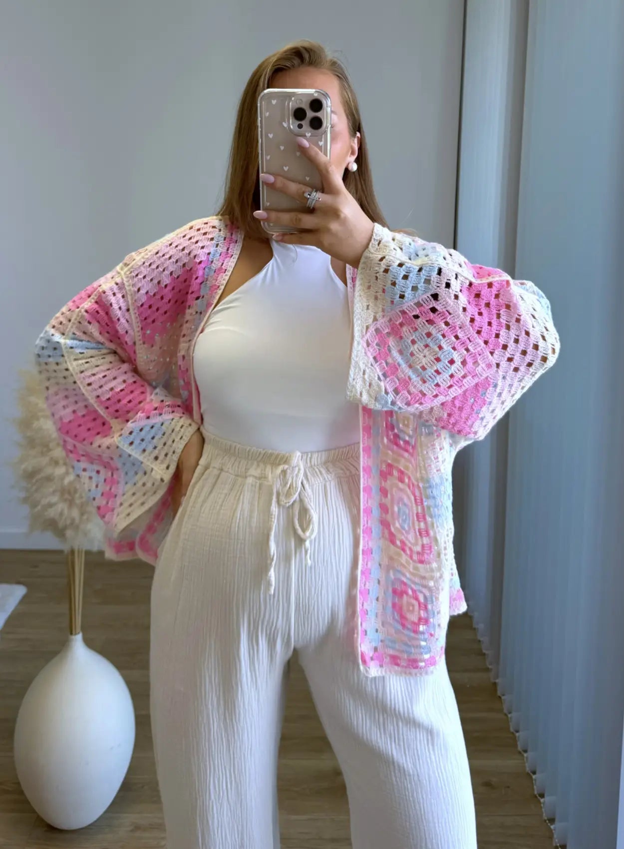 Pantalon-de-grossesse-beige-en-gaze-de-coton