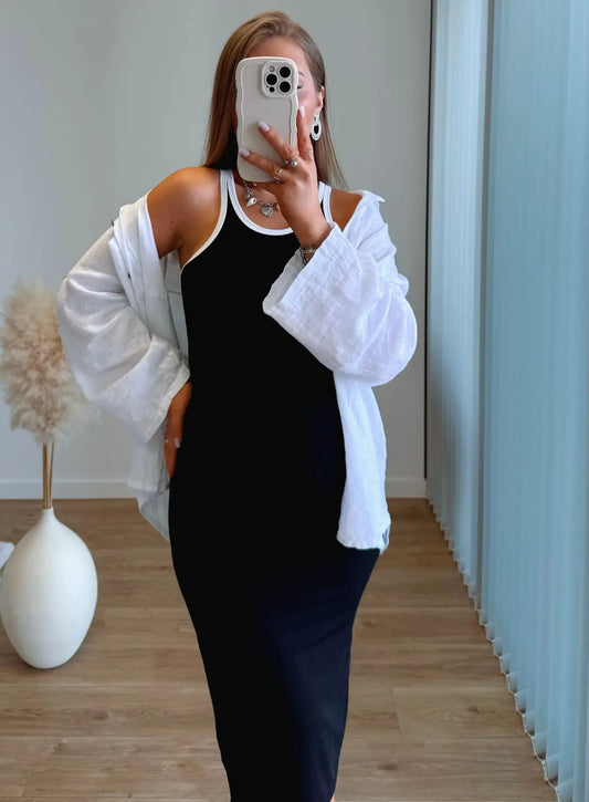 robe-longue-de-grossesse-côtelée-noire-et-blanche-effet-skims