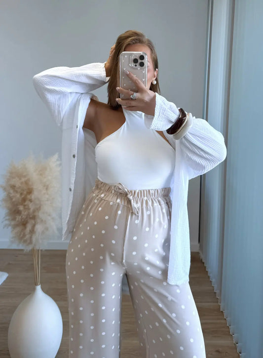 Pantalon-de-grossesse-fluide-à-pois-beige