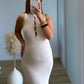 robe-longue-de-grossesse-côtelée-beige-avec-détail-bijou-sur-le-devant