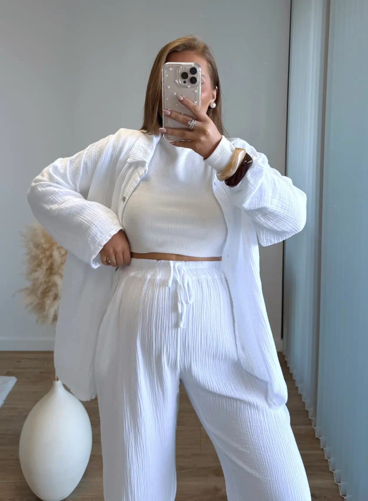 Chemise-de-grossesse-blanche-en-gaze-de-coton