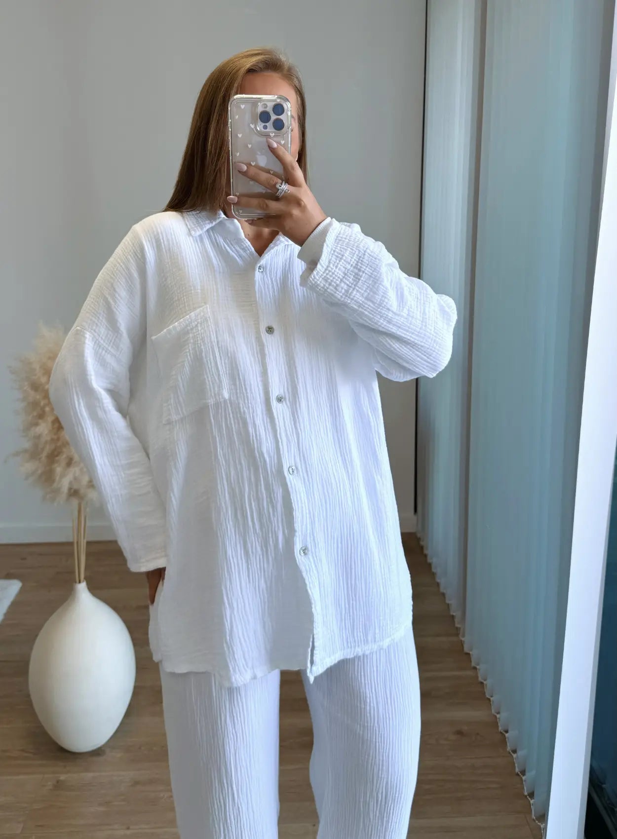 Chemise-de-grossesse-blanche-en-gaze-de-coton