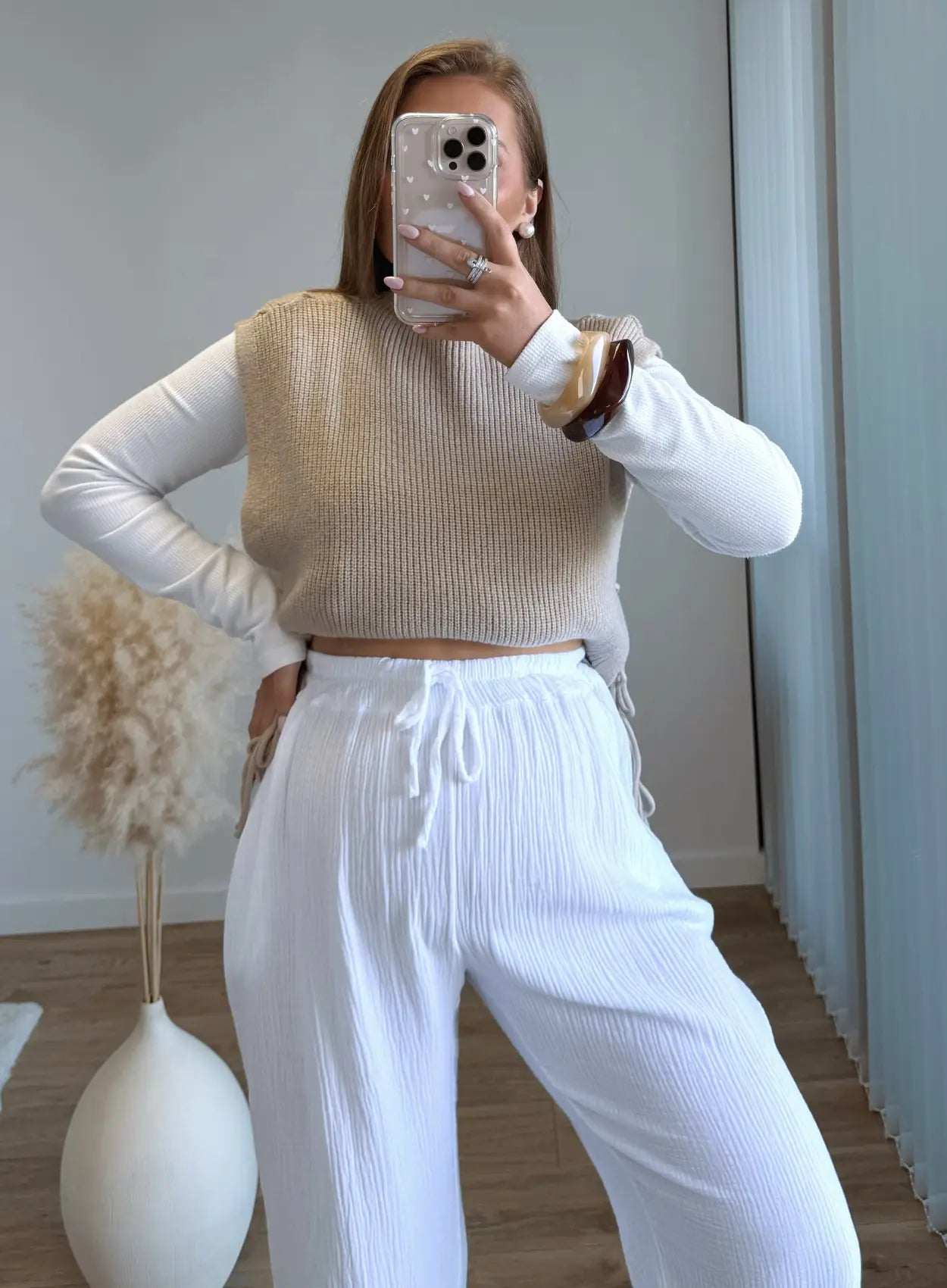 Pantalon-de-grossesse-blanc-en-gaze-de-coton