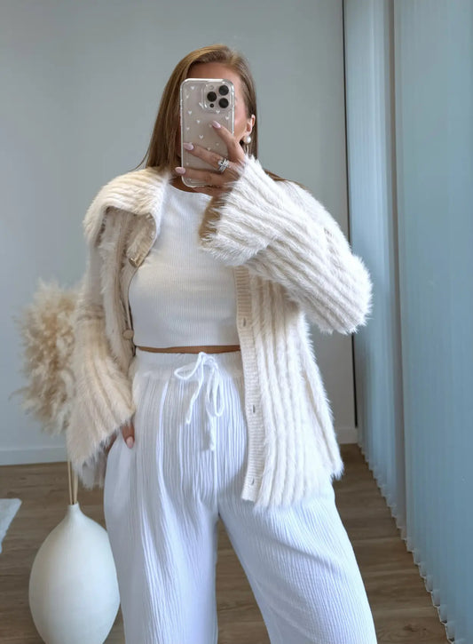 Gilet-de-grossesse-douceur-extrême-avec-col